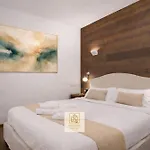 Goldensuitesitaly Piazza Duomo Luxury 3 アパート *
