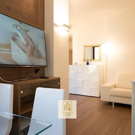Goldensuitesitaly Piazza Duomo Luxury 3 Apartment