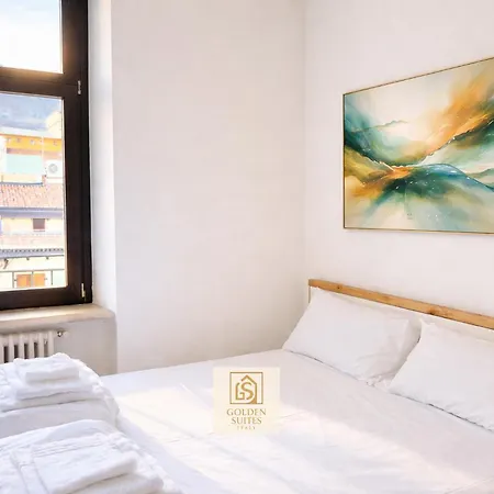 Apartment Goldensuitesitaly Piazza Duomo Luxury 3