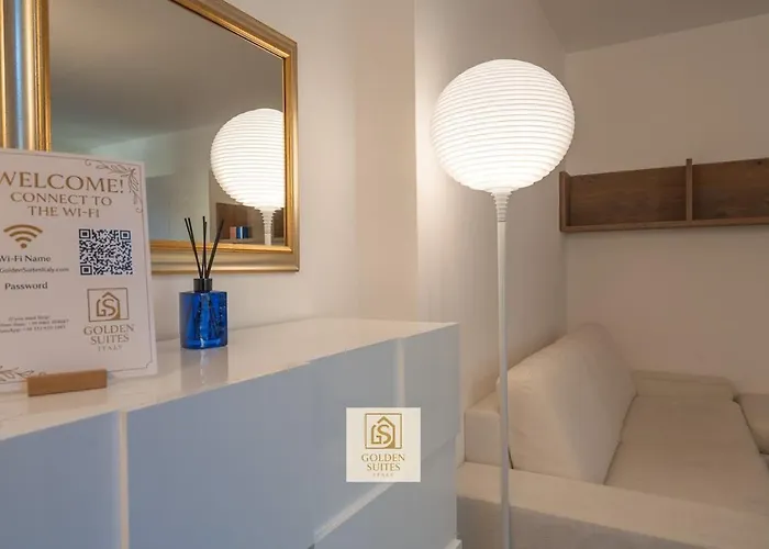 Goldensuitesitaly Piazza Duomo Luxury 3 Apartment *