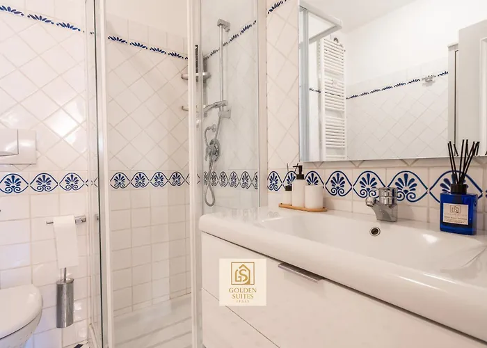 Goldensuitesitaly Piazza Duomo Luxury 3 Apartment Trento