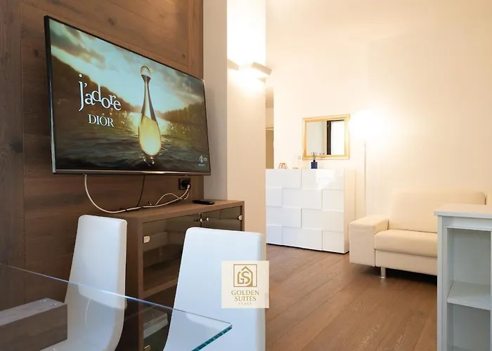 Goldensuitesitaly Piazza Duomo Luxury 3 特伦托